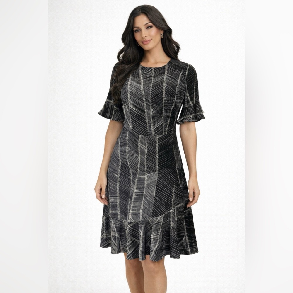 DKNY Dress 6 8 Stretch A Line Short Sleeve Black White Career Church